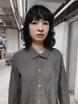 ロジ(loji) ミディアムとナチュラルパーマ