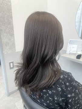 トッカ 茨木(tocca) 大人のためのシフォングレージュ×シナジートリートメント