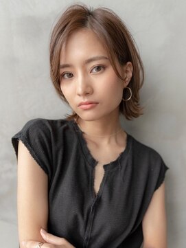 ケアリー プレナ海浜幕張(Carelly) デザインカラー/レイヤーカット/ウェットヘア/オリーブベージュ