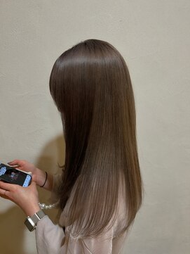 グラフ 立川(Graph.) レディースベージュカラー