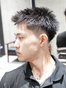 メッツ 原宿(METS) MEN'S/アップバングショート×フェード/短髪/黒髪