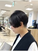 大人ショート/レイヤーカット/ショートボブ/刈り上げショート