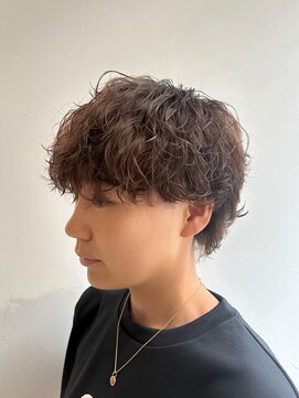グラフ 立川(Graph.) 強めシャドーパーマ！