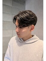 ワンワンオー バーバーショップ コンチネンタル(@110 BARBER SHOP continental)&nbsp;かきあげセンターパートフェザーショート