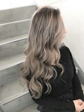 ナイン ヘアースタジオ(NINE Hair Studio) パールグレー