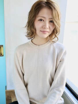 バース(BIRTH) 天神【BIRTH】切りっぱなしボブ×ペールベージュ