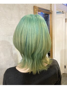 アティック ヘアーデザインアンドリラクゼーション(attic hair design&relaxation) ライトグリーン