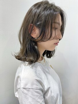 ビュートリアム ギンザ(BEAUTRIUM) お洒落な大人の◇切りっぱなしロブ