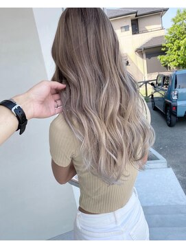 オンリー(ONLY.) ホワイトベージュ　×   シャドールーツ