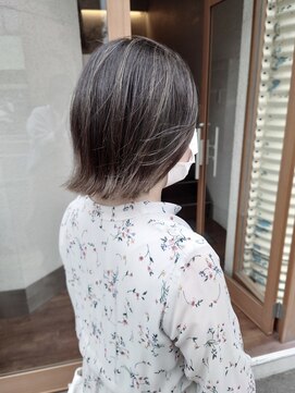 シザーズ(scissors) 切りっぱなし&グレージュ色デザインカラー