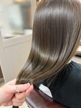 ネウィ 国分寺(newi) ミディアムレイヤーカット艶髪/美髪スタイル#グレーベージュ