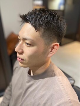 バーバーバー 四谷(BARBER-BAR) 大人の刈り上げスタイル