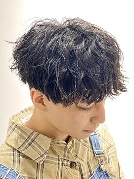 クオル 立川(QOL) ツイストスパイラル/メンズカット/眉毛/刈り上げマッシュ