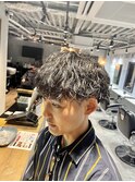刈り上げマッシュ無造作ツイストスパイラルパーマ