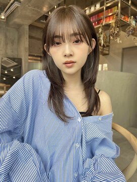 イミ(imi) 顔周りレイヤー/透明感カラー/グレージュカラー/登戸