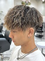 ダズルヘアーブラスト(DAZZLE hair BLAST)&nbsp;ハイライト/ツイストスパイラルパーマ