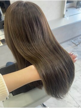 キング(K!ng) 縮毛矯正髪質改善ハイライトレイヤーカット楠葉美容室エクステ