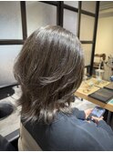 ブリーチありオリーブグレージュ