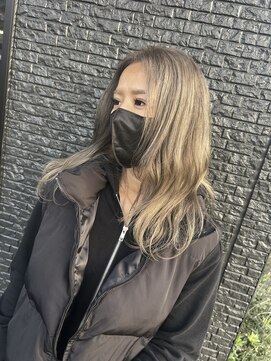 リリー ヘアーアンドビューティー(Lily) ミルクティーベージュ