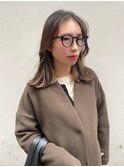 インナーカラーベージュ切りっぱなしロブ