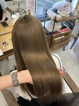 ハピネス 梅田茶屋町店(HAPPINESS) オリーブベージュ ヘーゼルベージュ 髪質改善 艶髪 レイヤー