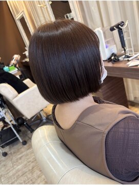 ヘアデザインスペース イチエ(hair design space i chi e) 伸ばし中にオススメ、艶感高まるベーシックヘアエステ+ボブ