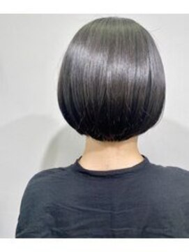コマ(coma) 【coma中野】前下がりナチュラルモードボブ
