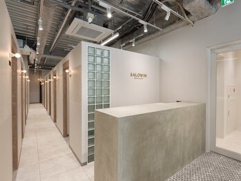 SALOWIN 名古屋栄駅前店【サロウィン】【4/1 NEWOPEN(予定)】の写真/【栄駅徒歩1分】全席半個室のプライベート空間が大人気!人目を気にせずゆっくりご相談いただけます◎