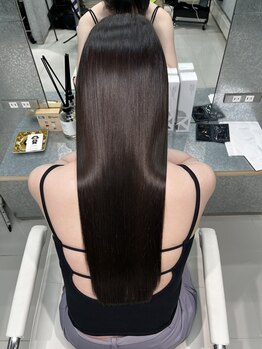 プラス(PLUS)の写真/持ちよしツヤよし髪質よし！艶髪トリートメントで理想の潤いとツヤを体験できるサロンへ♪