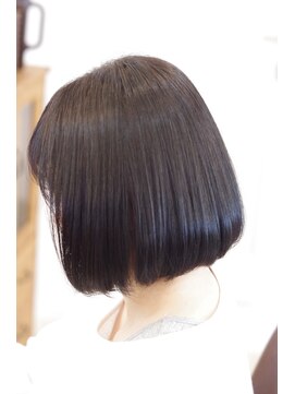 アウルム 下北沢(aurum) 【Ｍ３Ｄ】暗髪うるツヤボブ