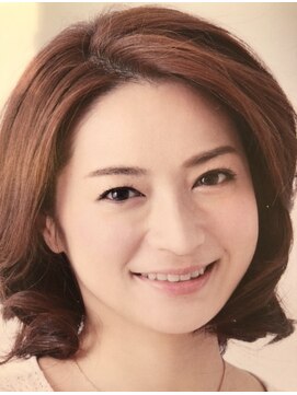 ハイファイブ ヘアーアンドフェイス(Hi FIVE hair&face) 50代からの外ハネスタイル