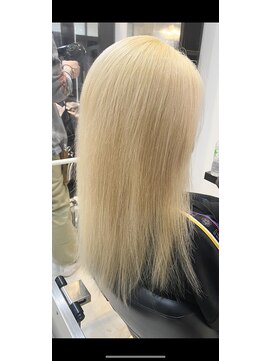 シャルム(Charm) イエローブロンド