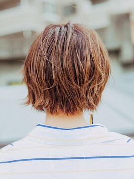 カペルバイプロデュース(CAPER by produce) 外はねレイヤーボブ【カペル】