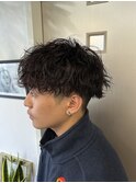 波巻きスパイラルパーマ刈り上げマッシュセンターパー 卜
