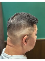 ヒロギンザバーバーショップ 丸の内店(HIRO GINZA BARBER SHOP)&nbsp;スキンフェード　おじさん　濡れパン　丸の内東京大手町