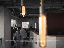 【前から知っていたかのような居心地の良さ】も人気の理由！座りやすい椅子と疲れないシャンプー台も人気☆