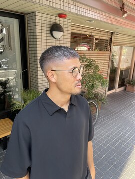 ウェルネス(Wellness) ハイトーンクロップ