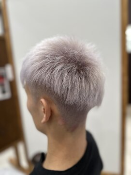 コーサク ヘアーデザイン(KOSAKU HAIR DESIGN) ホワイトカラー