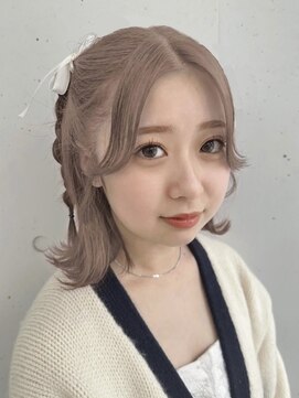 シェノン バイ アランスミシー 表参道(CHAINON by Alan smithee) ミルクティーベージュハーフツイン