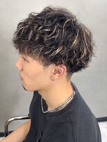 メッシュハイライトスパイラルパーマツイストパーマツーブロック