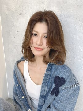 ミラ(mira) 大人韓国風ボブ×ナチュラルベージュ ブリーチなしカラー