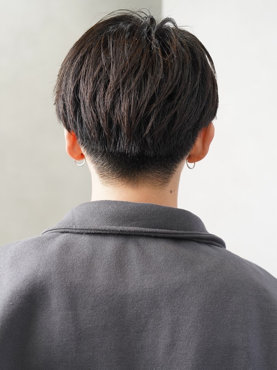 ツーブロック刈り上げマッシュナチュラルコンマバング：L252112370