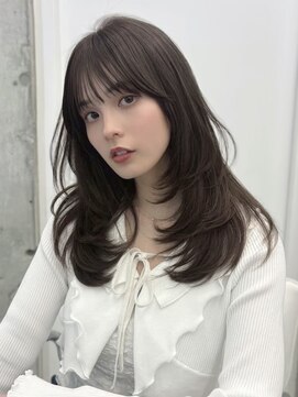 フォンズ(FONS) 透明感ダークグレージュ/ロングレイヤー/顔周りカット/表参道