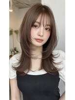 レス(Les.)&nbsp;ミディアムレイヤーバタフライカットハッシュカットダークグレー