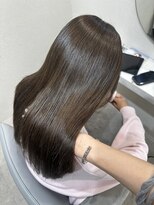 ベル サウス(BHEL south) 津市ロングレイヤーカットハッシュカット透明感カラー重めロング