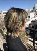 ハイライトカラーのマッシュウルフヘア＊