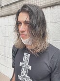 ロン毛男子のグラデーションベージュ