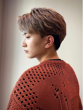 ロンド アンブル 四条烏丸(Lond ambre) 【Lond ambre】萱原大幹 センターパート/眉毛/短髪/メンズカット