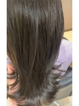 フィオーレ ヘアデザイン(FIORE hair design) オリーブアッシュ