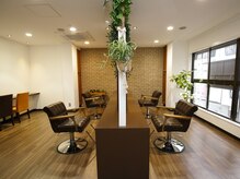 ブルーム(bloom)の雰囲気（ゆったりとした大人向けの店内♪）